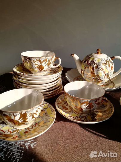 Сервиз чайный золотая ромашка лфз 11 персон СССР