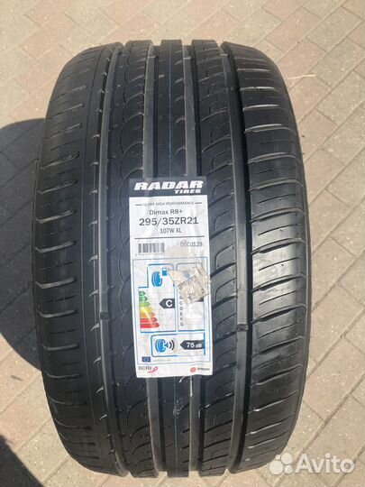 Radar Tyres Dimax R8 295/35 R21 107W