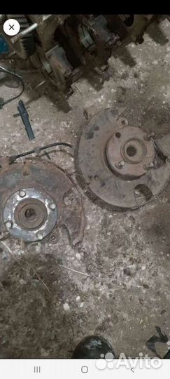 Nissan Almera, N15 поворотные кулаки