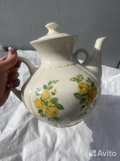 Чайник большой,фарфоровый -Ретро СССР