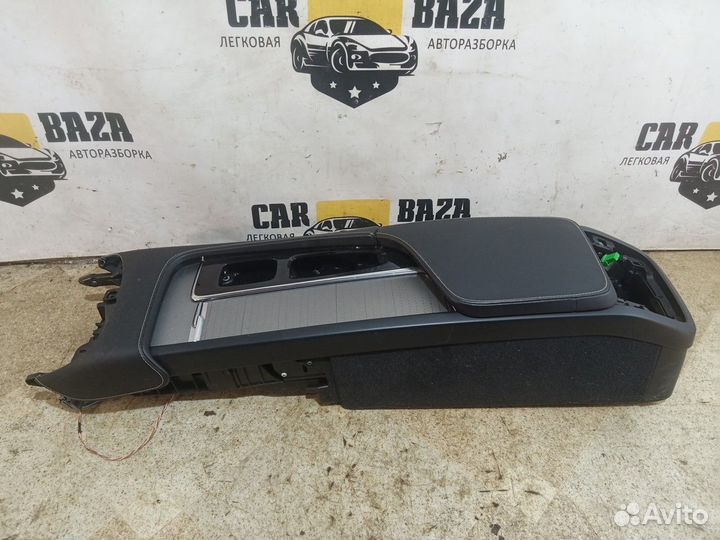 Консоль центральная Volvo XC90