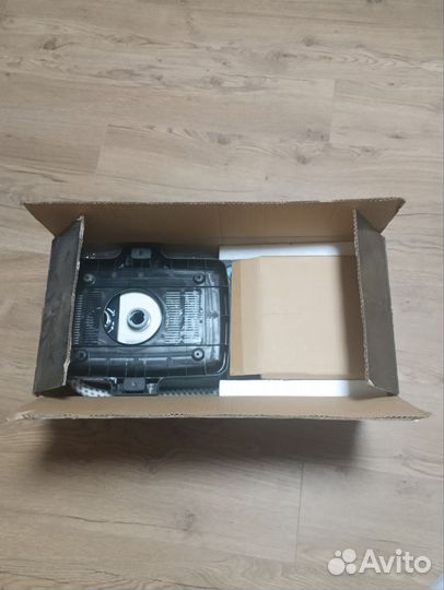 Отпариватель sinbo SSI 2884M почти новый