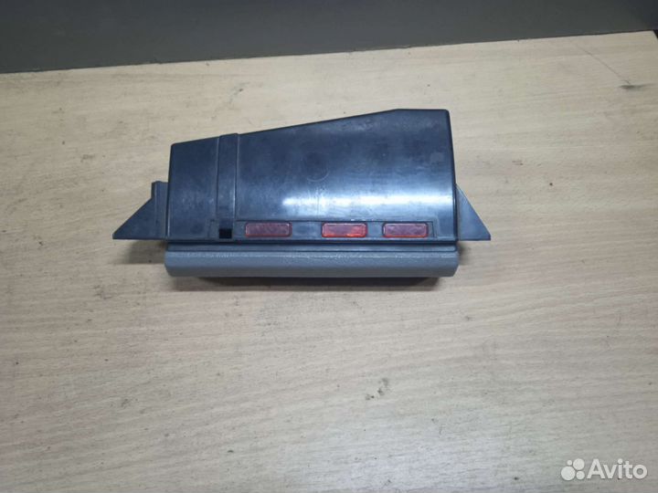 Пепельница прикуриватель BMW 7 E32 бмв 7 E32