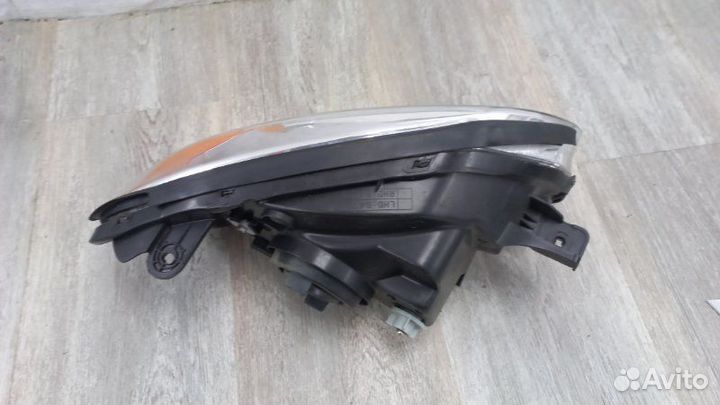 Фара передняя левая Hyundai Accent 3 2007