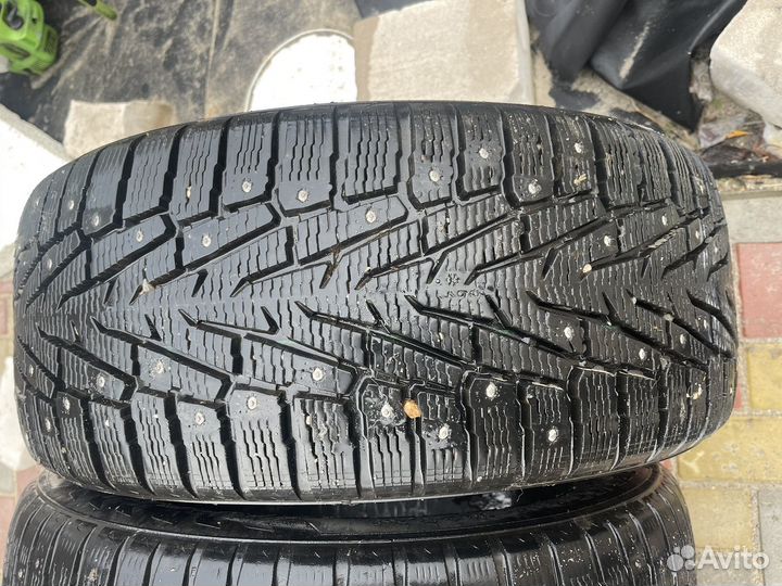 Nokian Tyres Hakkapeliitta 7 SUV 255/55 R18 и 255/55 R18