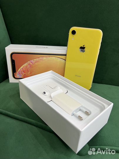 iPhone Xr, 64 ГБ