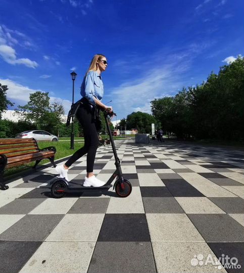 Электросамокат Aovo M365 PRO
