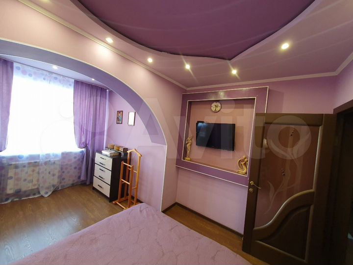 2-к. квартира, 74,3 м², 2/5 эт.