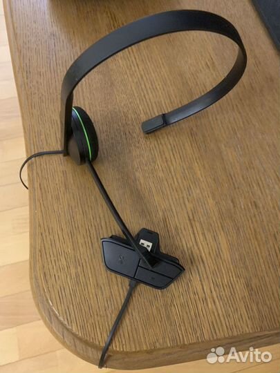 Проводная гарнитура Microsoft Chat Headset черный