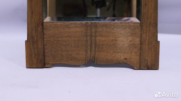 Старинное зеркало в родной деревянной раме