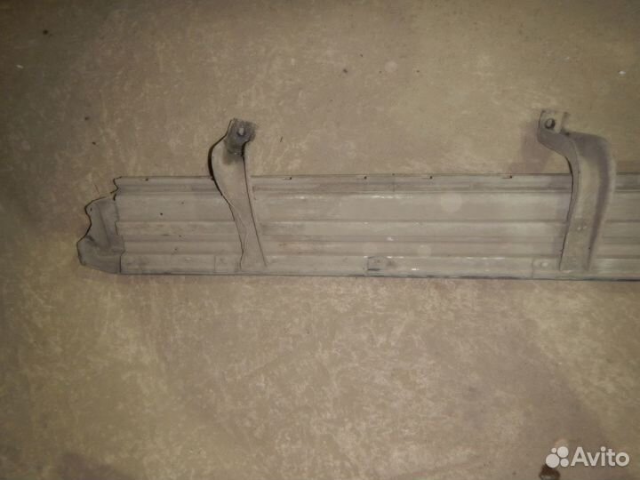 Подножка правая Mitsubishi Pajero Sport 3