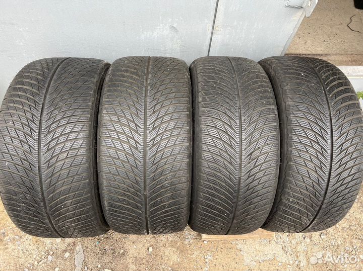Michelin Pilot Alpin 5 245/40 R19 и 275/35 R19