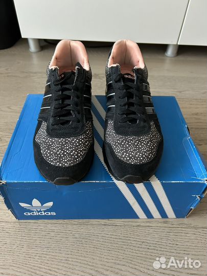 Кроссовки adidas 41