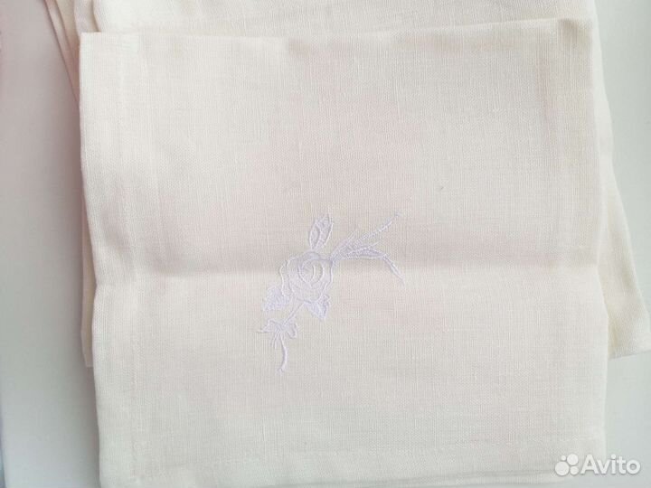 Льняные салфетки для сервировки стола