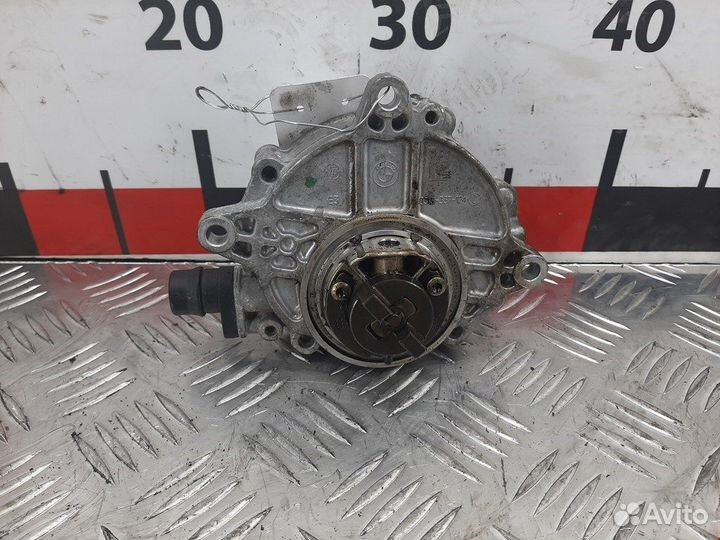 Насос вакуумный для BMW 3-Series (E90/E91/E92/E93)