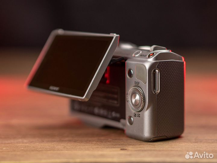 Sony Alpha NEX 5n + Индустар-22 50mm f/3.5