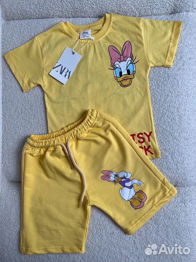 Костюмчики на девочку zara