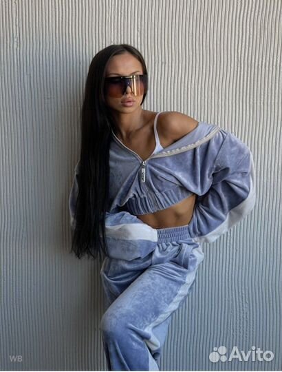 Велюровый костюм