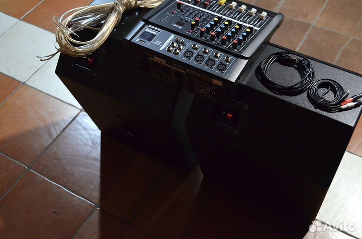 Звуковой комплект в банкетный зал, кафе, клуб итд