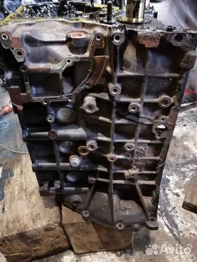 Блок цилиндров Санг Енг Кайрон D20DT