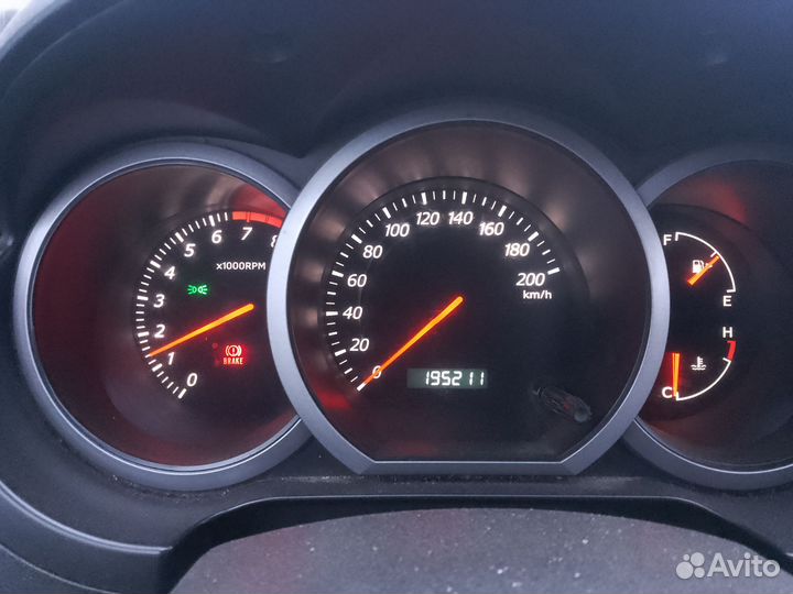 Suzuki Grand Vitara 1.6 МТ, 2006, 195 000 км