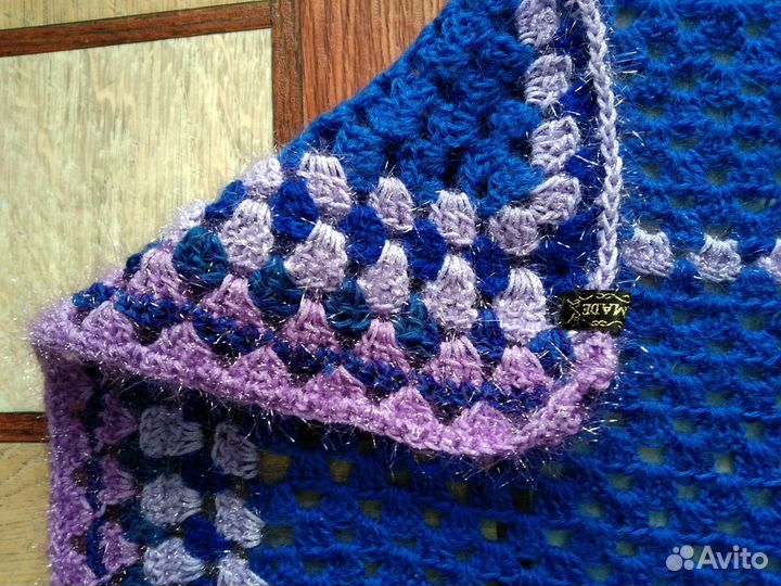 Двухцветный женский палантин ручной работы