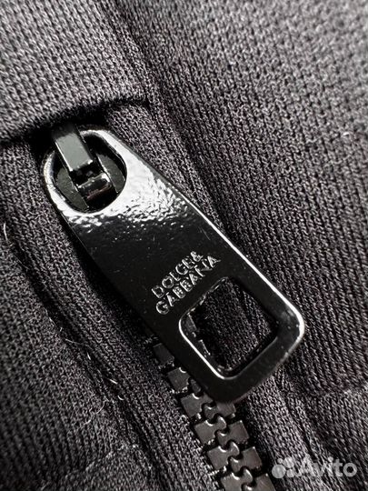 Жилетка Prada