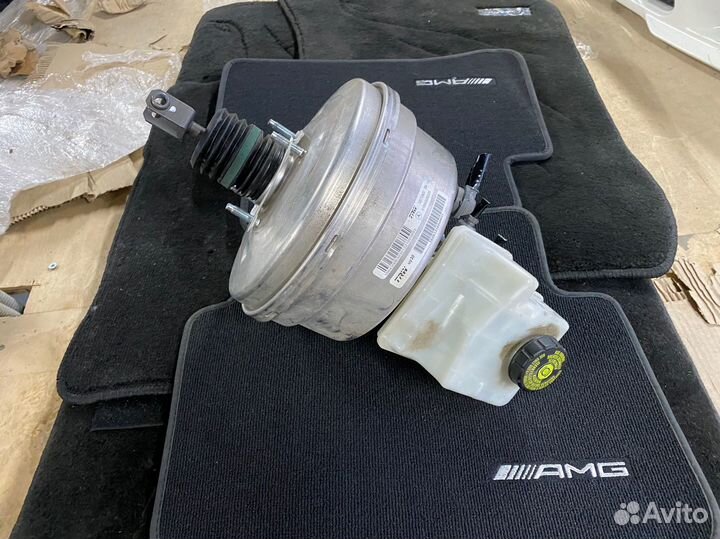 Вакуумный усилитель тормозов Mercedes Benz W166