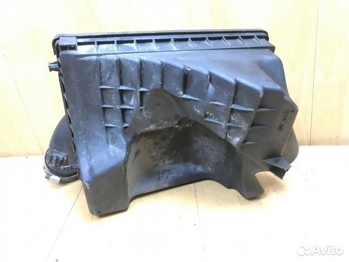 Корпус воздушного фильтра Opel Zafira A минивэн