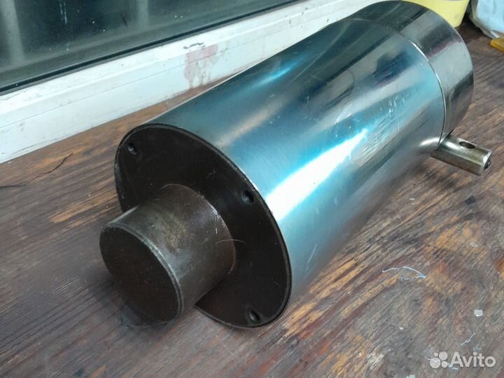 Гидроцилиндр кресло парикмахера