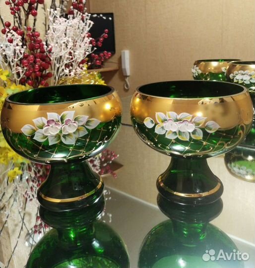 Парные вазы 