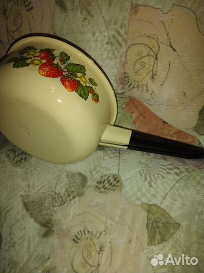 Ковшик эмалированный с крышкой, клеймо сибт