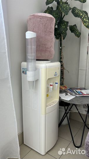 Кулер для воды напольный с нагревом