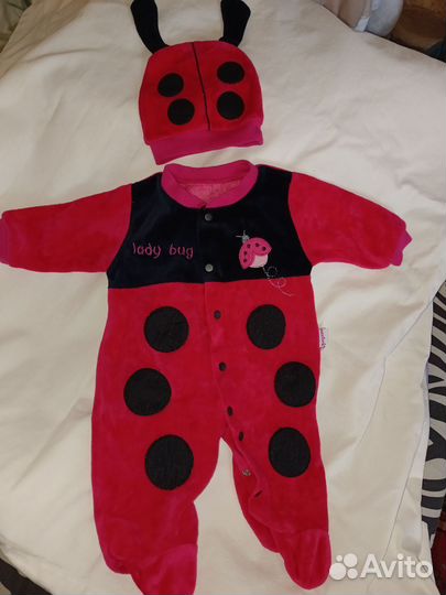 Велюровый костюм розовый новорожденному