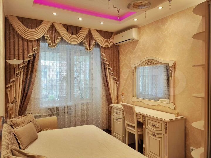 2-к. квартира, 45 м², 1/3 эт.