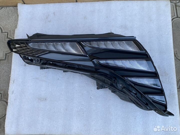 Фара дхо правая Hyundai Tucson 4 N9100