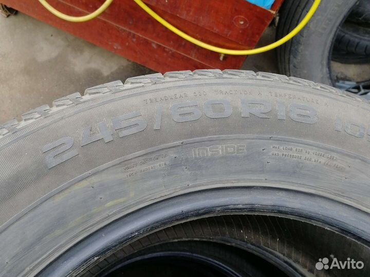 Nokian Tyres Hakka Blue SUV 245/60 R18 105H