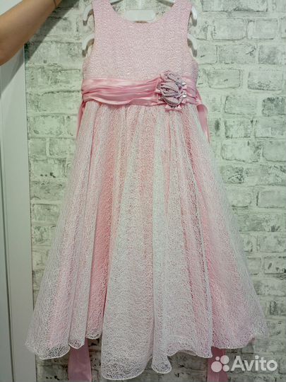 Платье для праздника 128