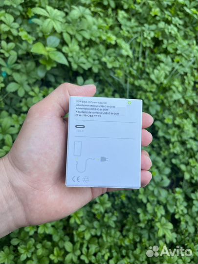 Оригинальный блок iPhone