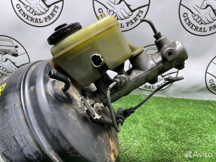 Главный тормозной цилиндр Toyota Land Cruiser