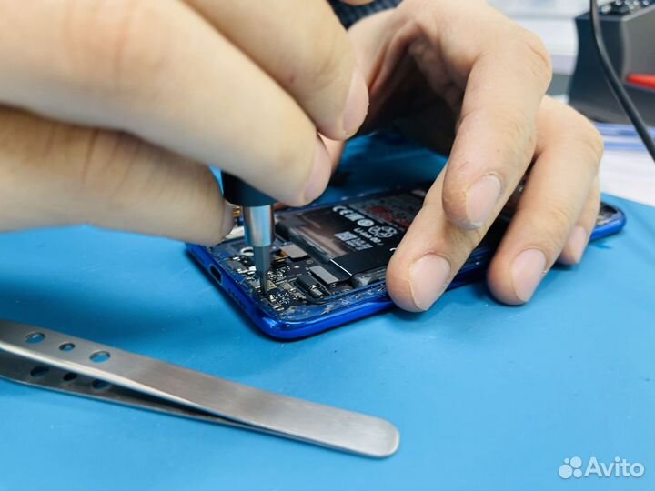 Ремонт телефонов iPhone, Samsung, Xiaomi, Poco