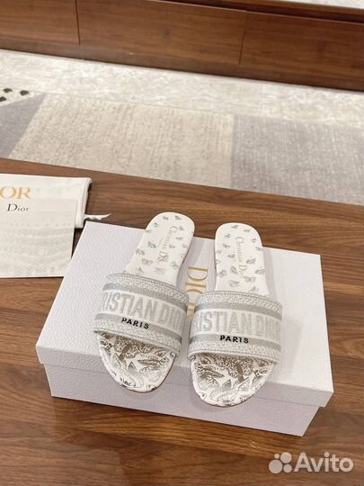 Шлепки женские Christian Dior