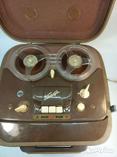 Комета Катушечный магнитофон