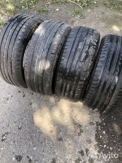 Goodyear EfficientGrip 215/55 R16