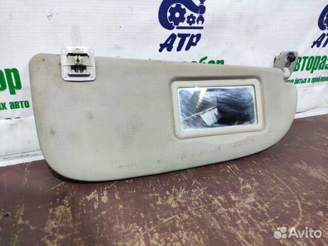 Козырек солнцезащитный правый Peugeot 206