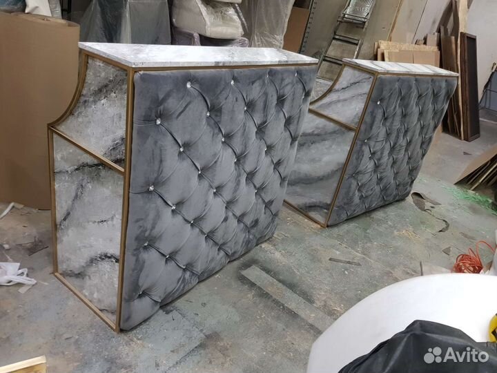 Стойка ресепшн покраска под мрамор честер