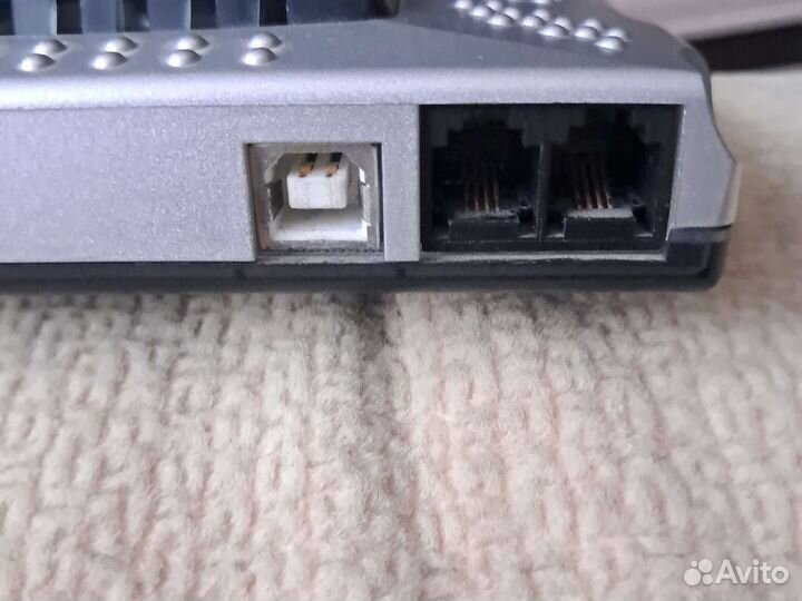 Модем Zyxel omni 56k uno