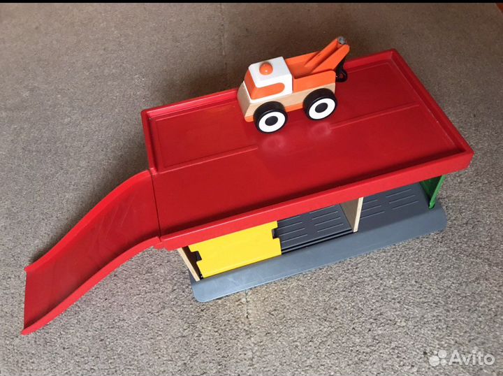 Гараж, парковка икея