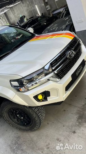 Капот карбоновый shikari PRO на Land cruiser 200 2