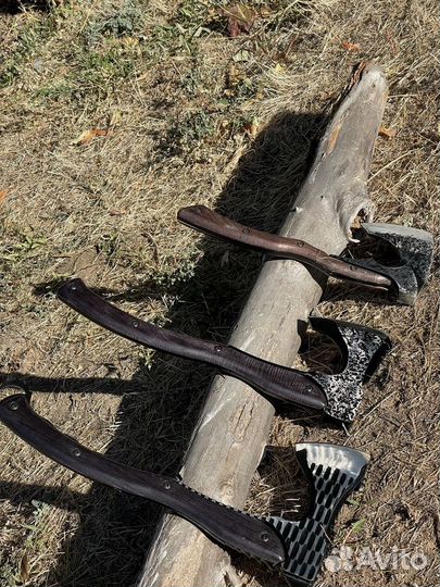 Кованый топор